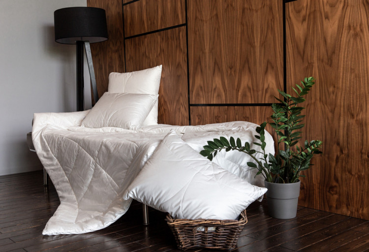 Одеяло стеганое GERMAN GRASS 64174 CAMEL WOOL GRASS 160x220 теплое