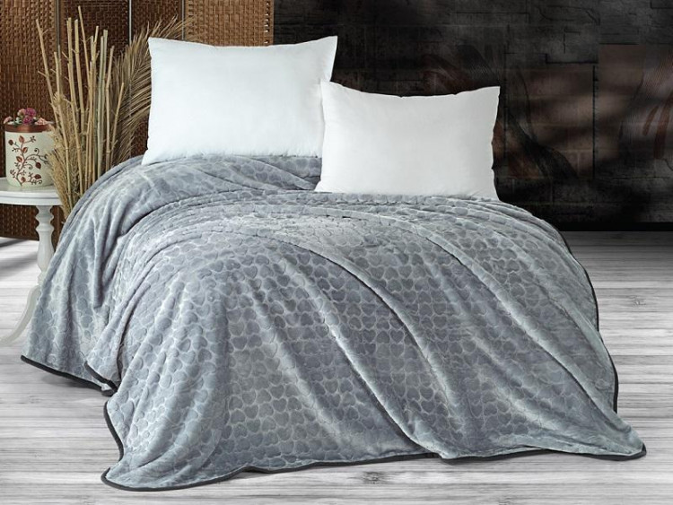 Плед из полиэстера KARVEN SUPER SOFT P945 EVLEN СЕРДЦЕ cepый 180х240