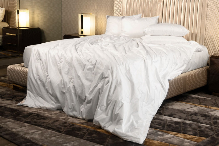 Одеяло шелковое GERMAN GRASS Paisley Silk Grass всесезонное 140х205