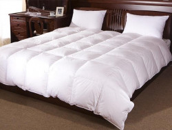 Одеяло пуховое в сатине кассетное Легкие Сны ЛОРЕТТА 140х205 легкое