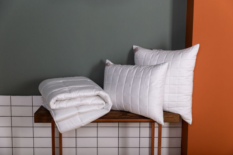 Одеяло GERMAN GRASS Premium Familie Non-Alergenic всесезонное 140х205