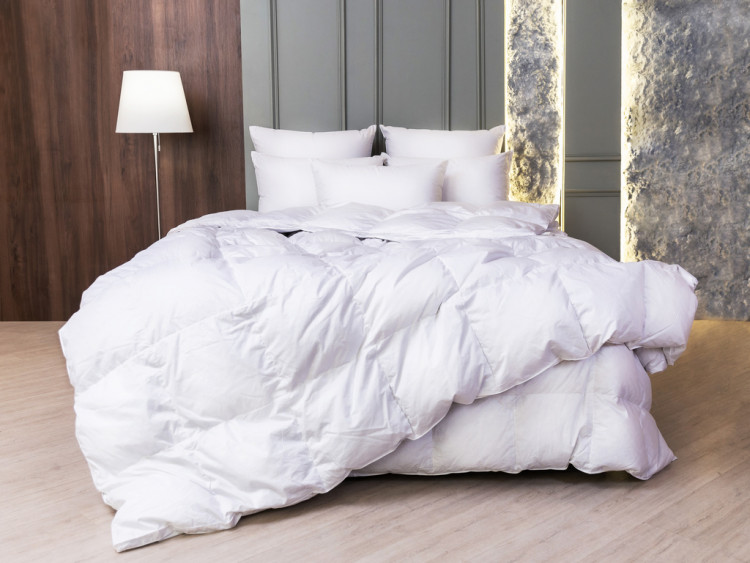 Одеяло кассетное GERMAN GRASS WHITE FAMILIE DOWN 160х220 теплое