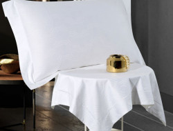 Постельное белье с летним одеялом из хлопкового жаккарда ASABELLA Гексагон 50х70 (2шт) 1,5-спальное